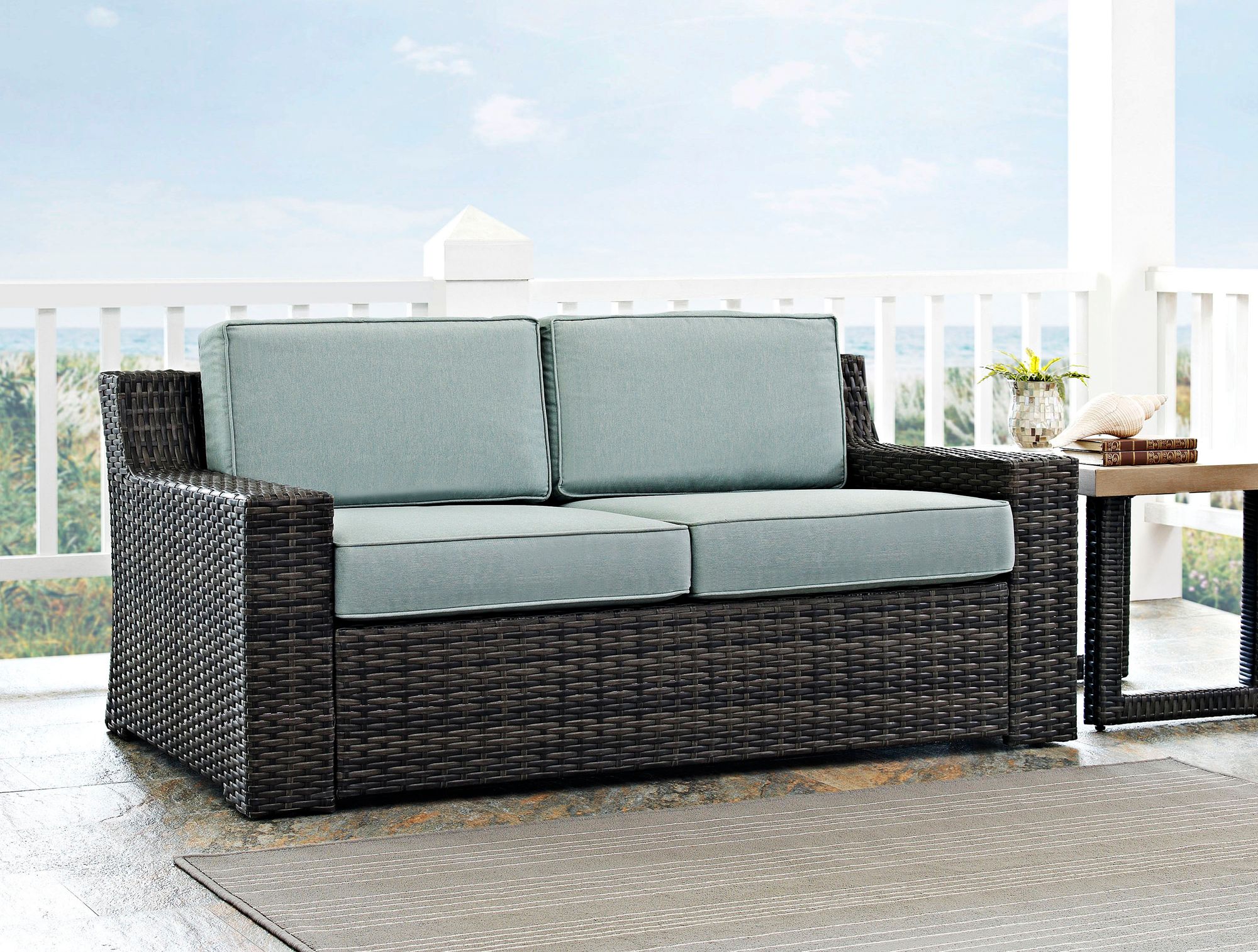 wicker patio loveseat