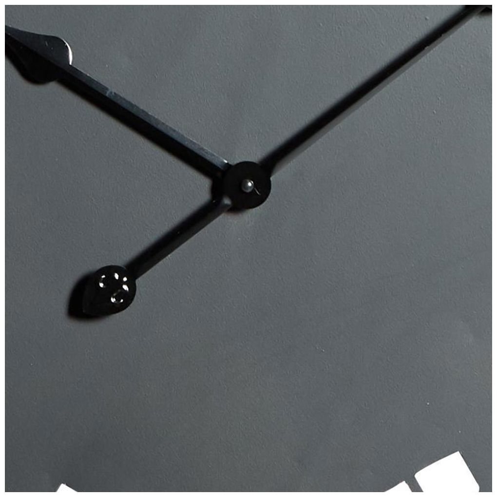 Black Metal Farmhouse Wall Clock, 32" x 2" x 32"