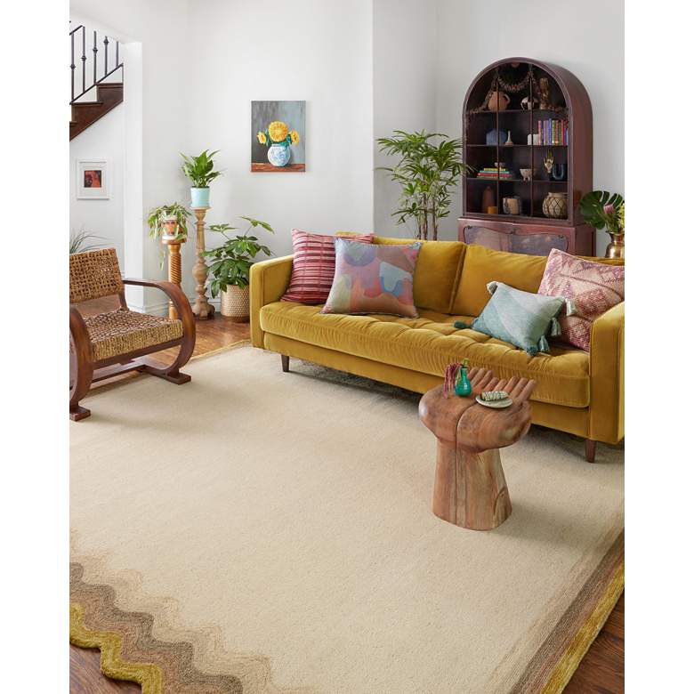 Image 1 Buena Onda BUE-01 5&#39;x7&#39;6 inch Ivory Tan Scallop Trim Area Rug