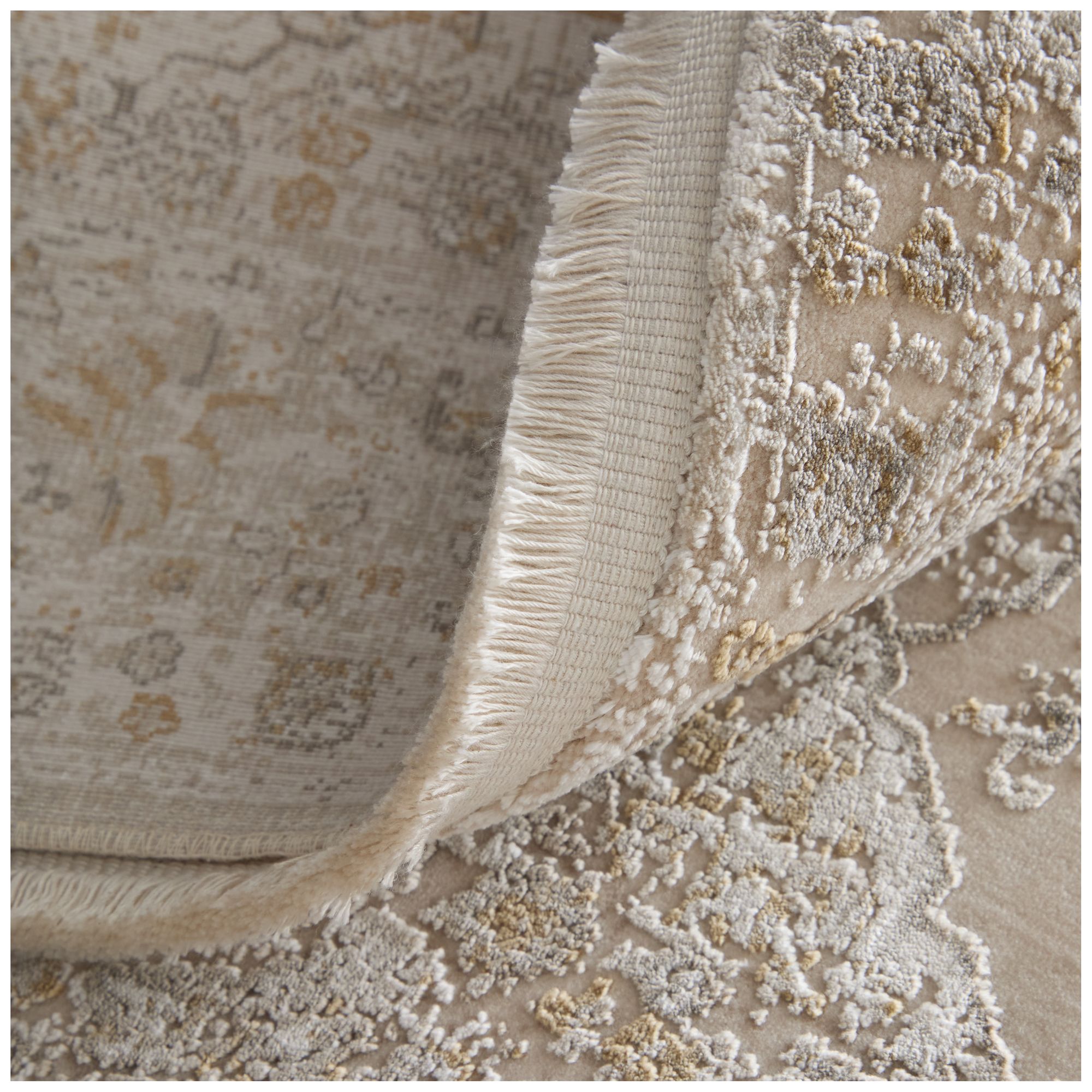 Cadiz Medallion Indoor Ivory Area Rug 39T0F 6'-6" x 9'-6"