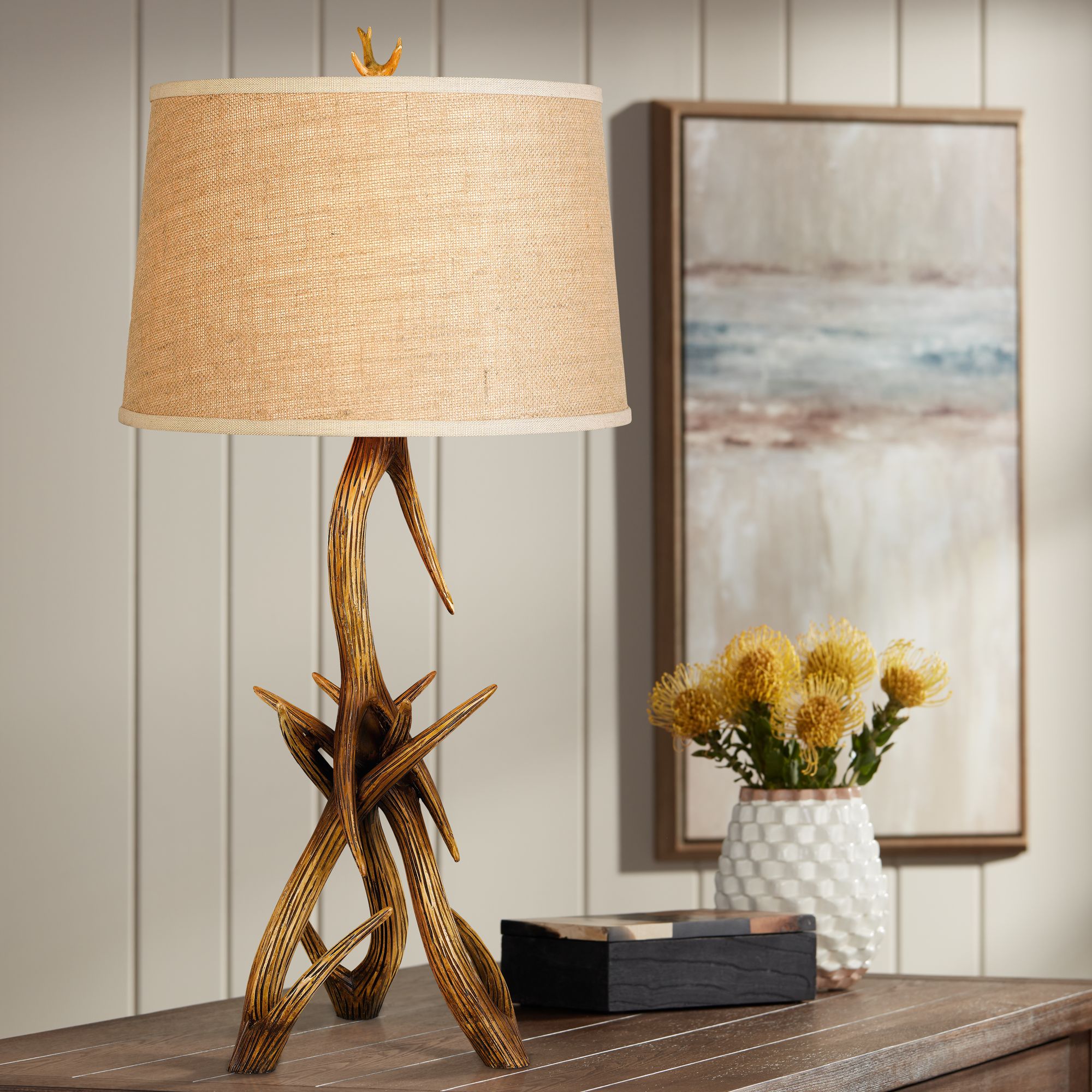 Faux store antler lamp