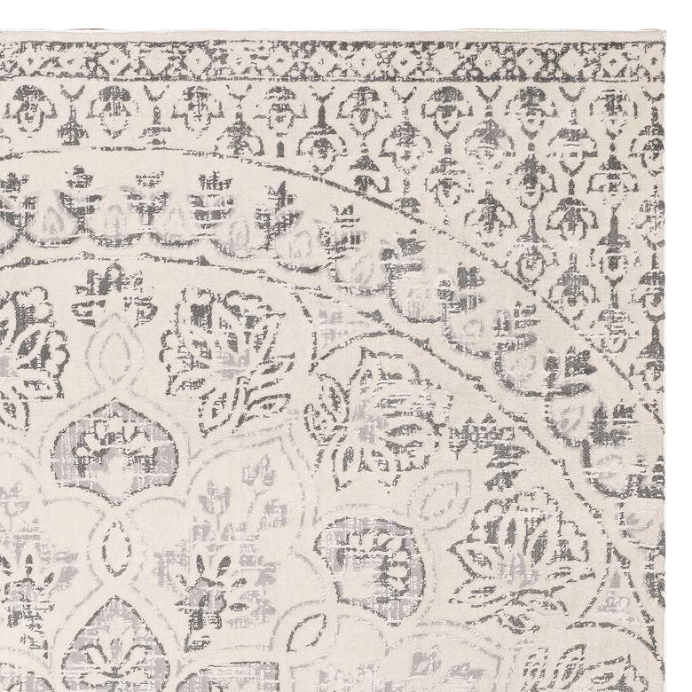 Image 2 Capistrano 5&#39;3 inchx7&#39;6 inch Ivory and Gray Floral Area Rug more views