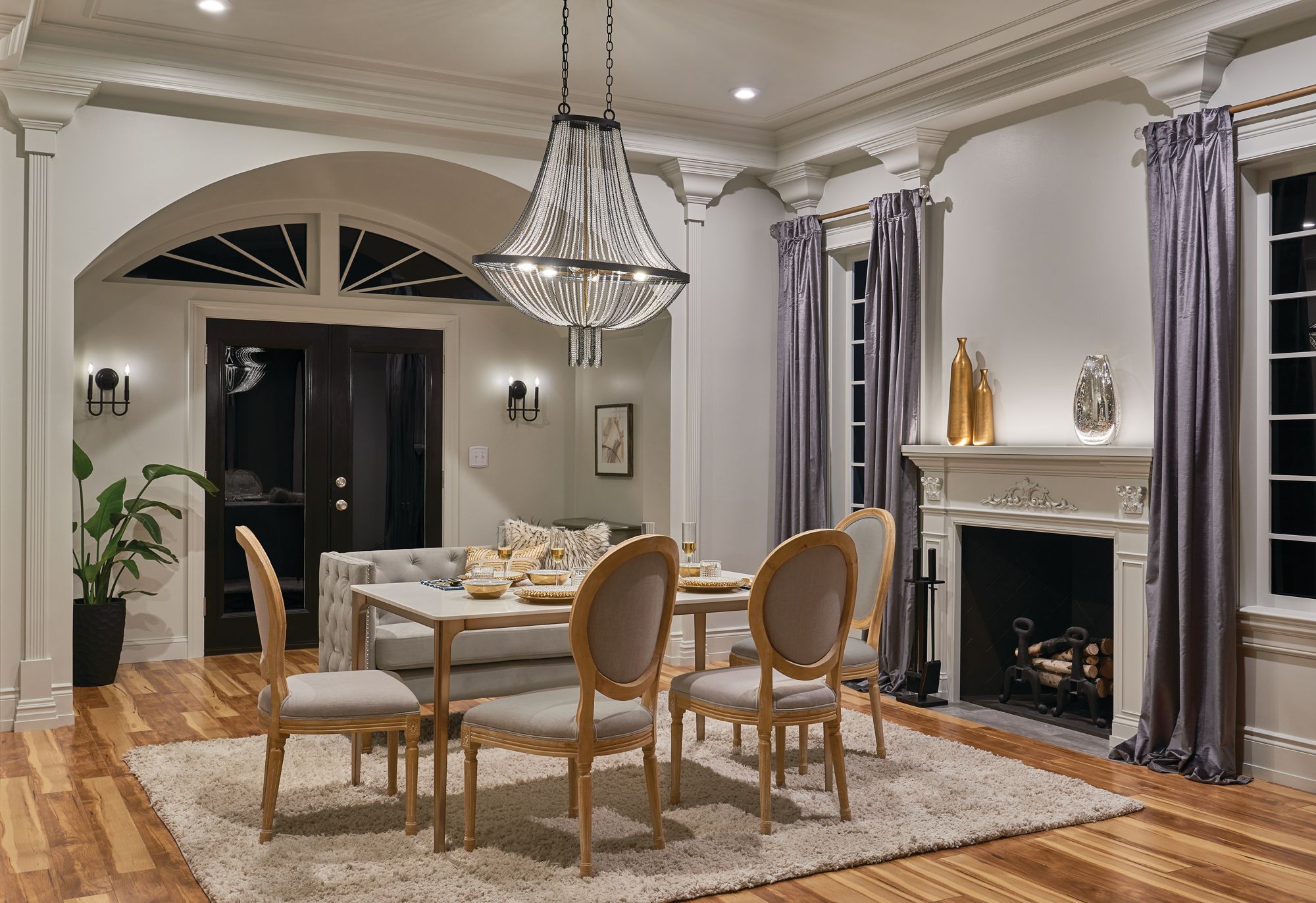 Capitol Hill 11" Wall Sconce in Black