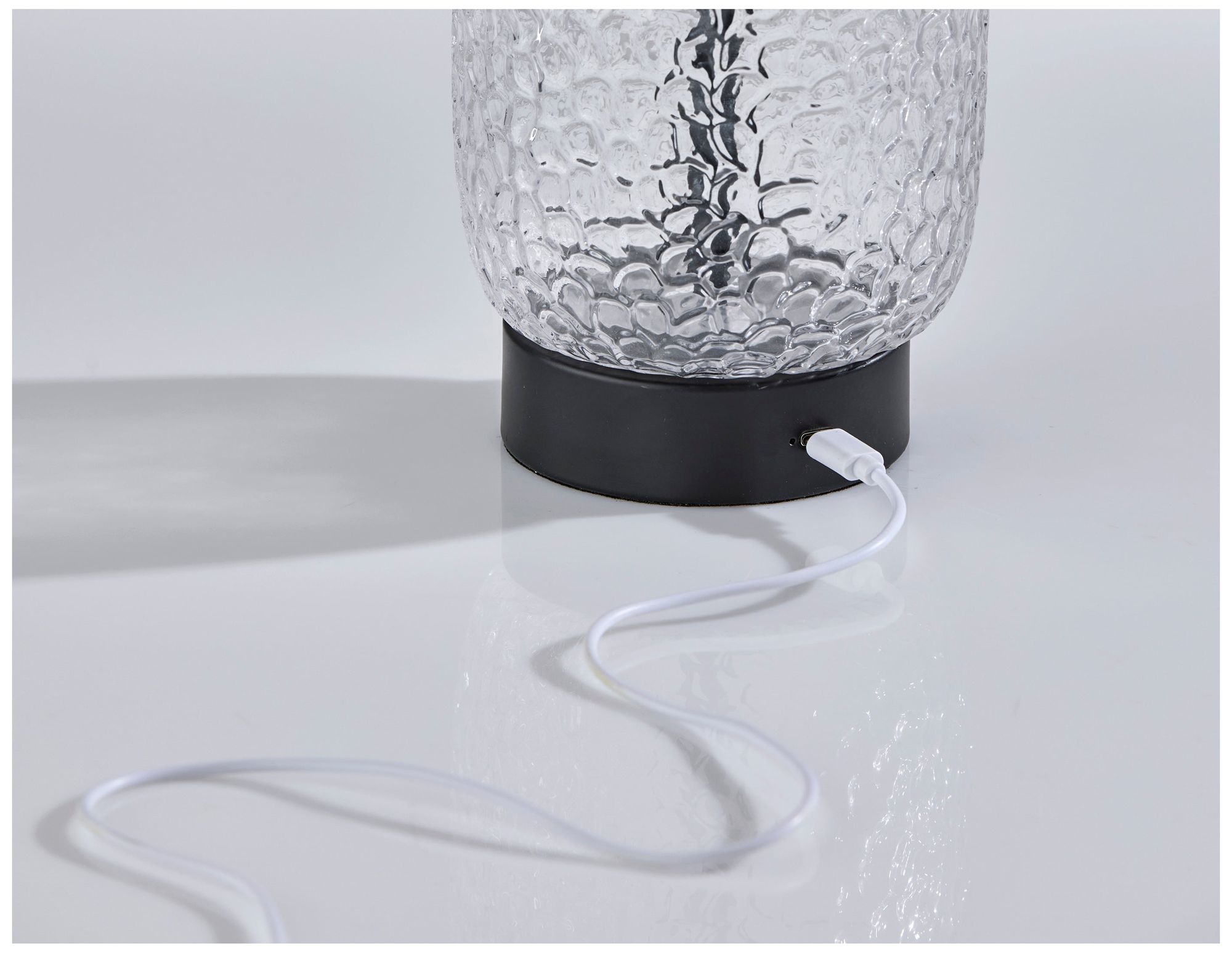Image 7 Cassius Cordless LED Table Lantern more views