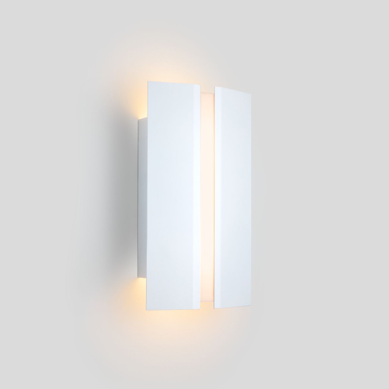 Cerno Rima White Collection