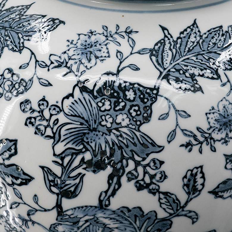 Image 7 Chinoiserie 23.2" Blue and White Ginger Jar w/ Handled Lid more views