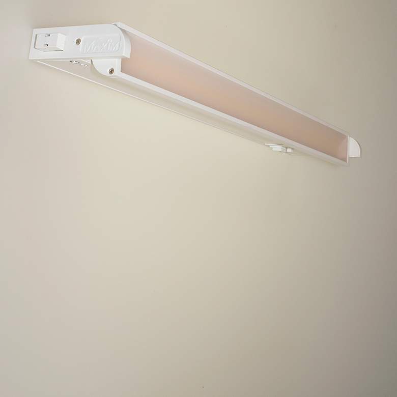 Image 4 CounterMax 5K 18" 2700-5000K LED Under Cabinet more views