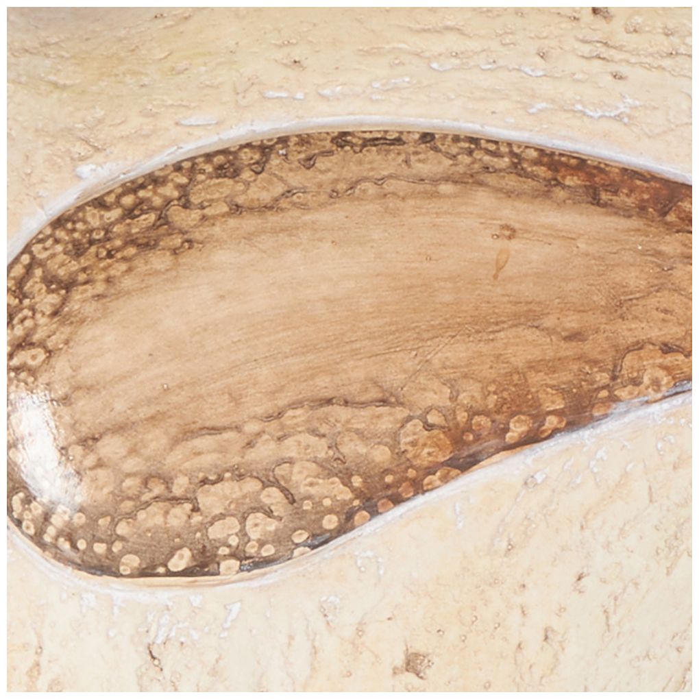 Cream Magnesium Oxide Farmhouse Garden Sculpture, 14" x 6" x 10"