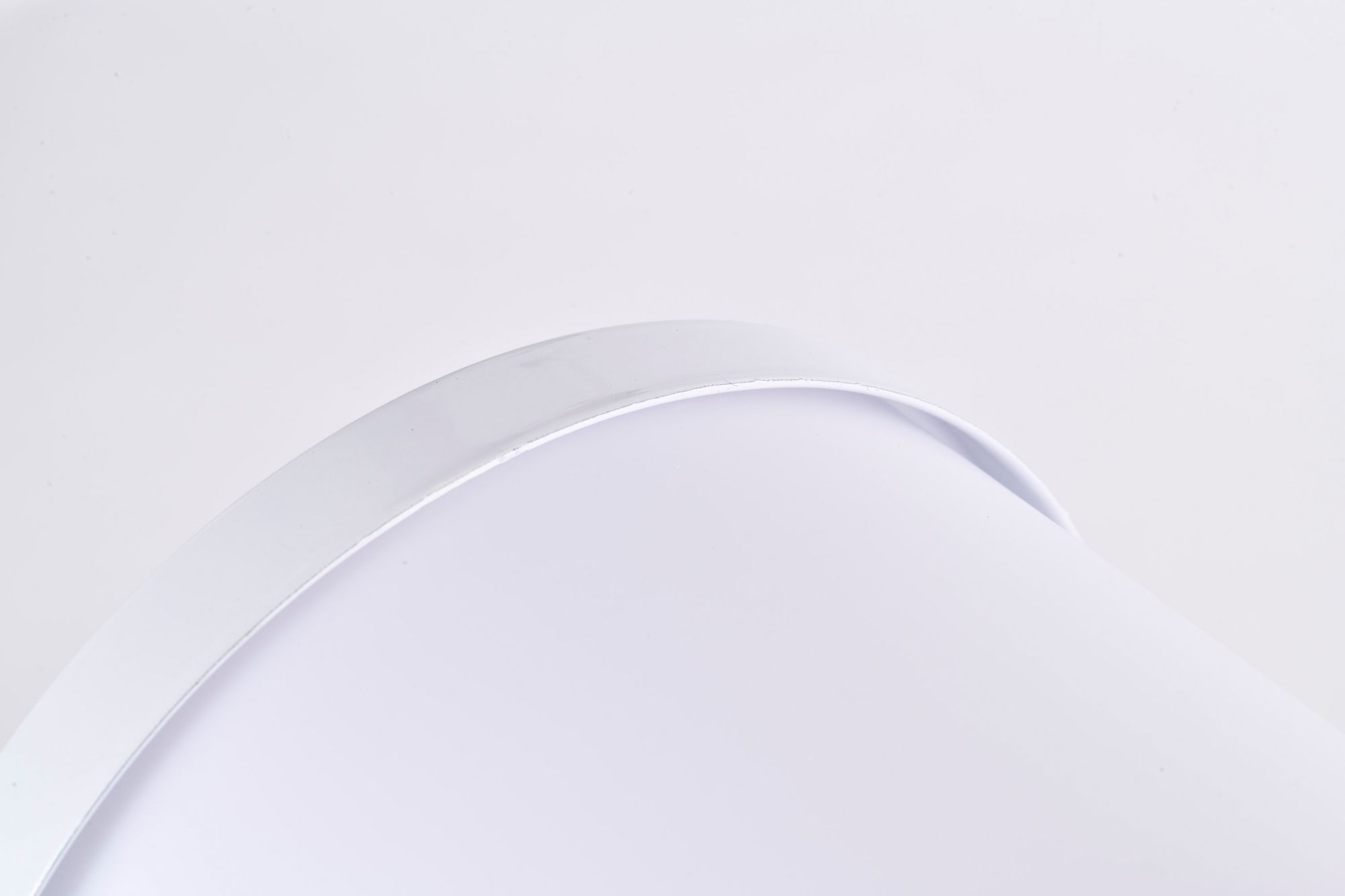 Crispo LED 25 inch; Vanity Fixture; White Finish; CCT Selectable 3K/4K/5K