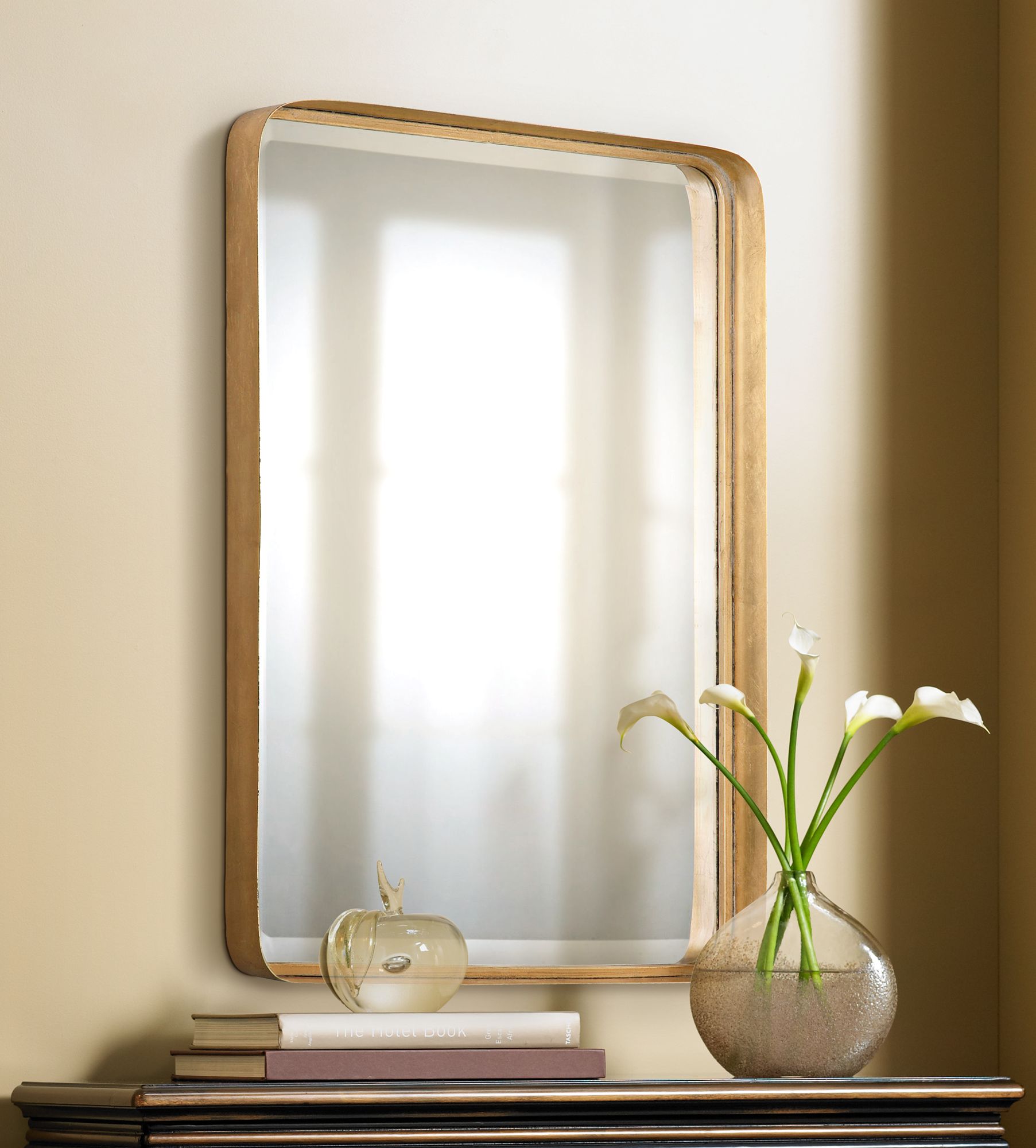 【OROTON】Clara Smooth Mirror/コンパクトミラー/エレガント Clara Smooth Mirror - Black | Oroton