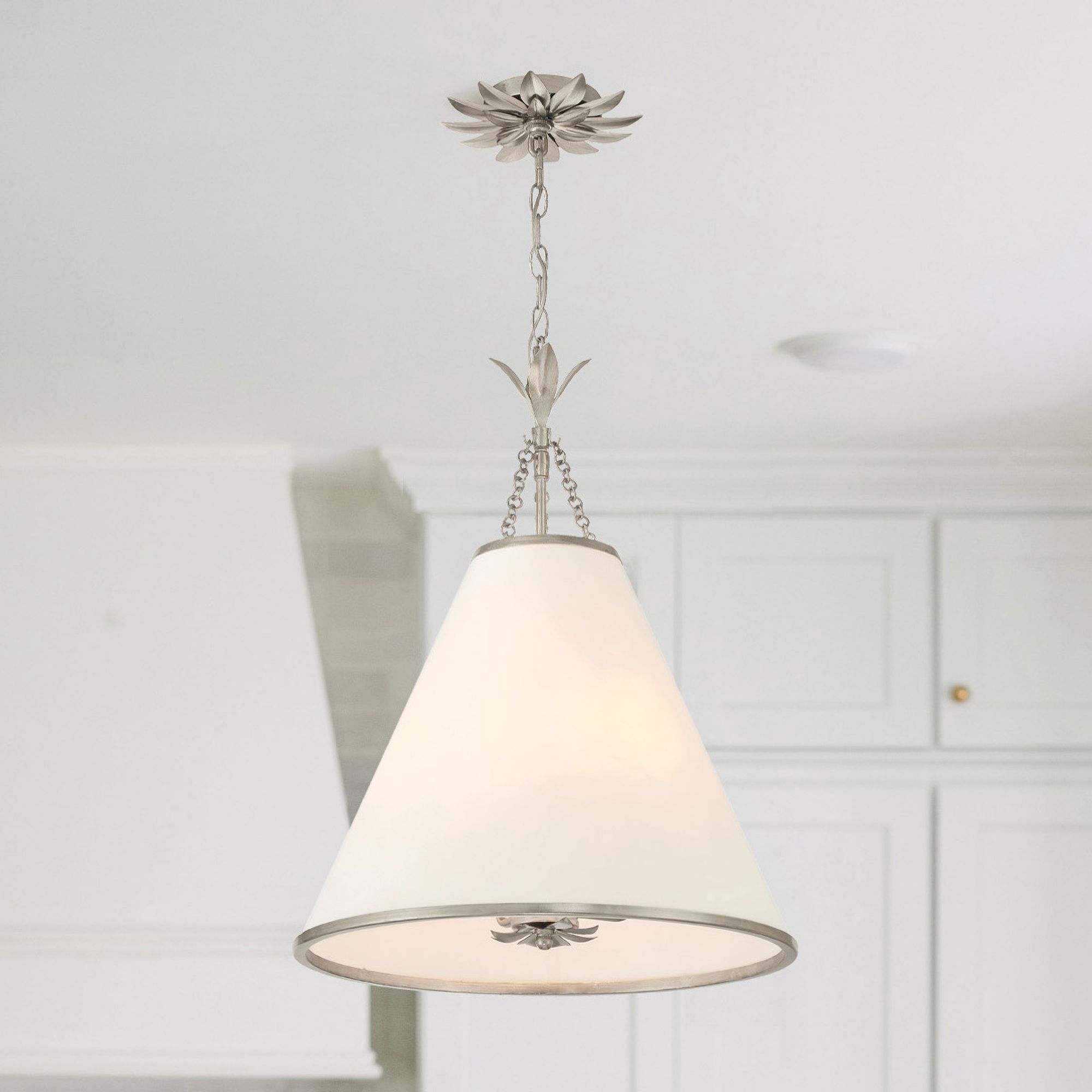 Crystorama Broche Silver Collection