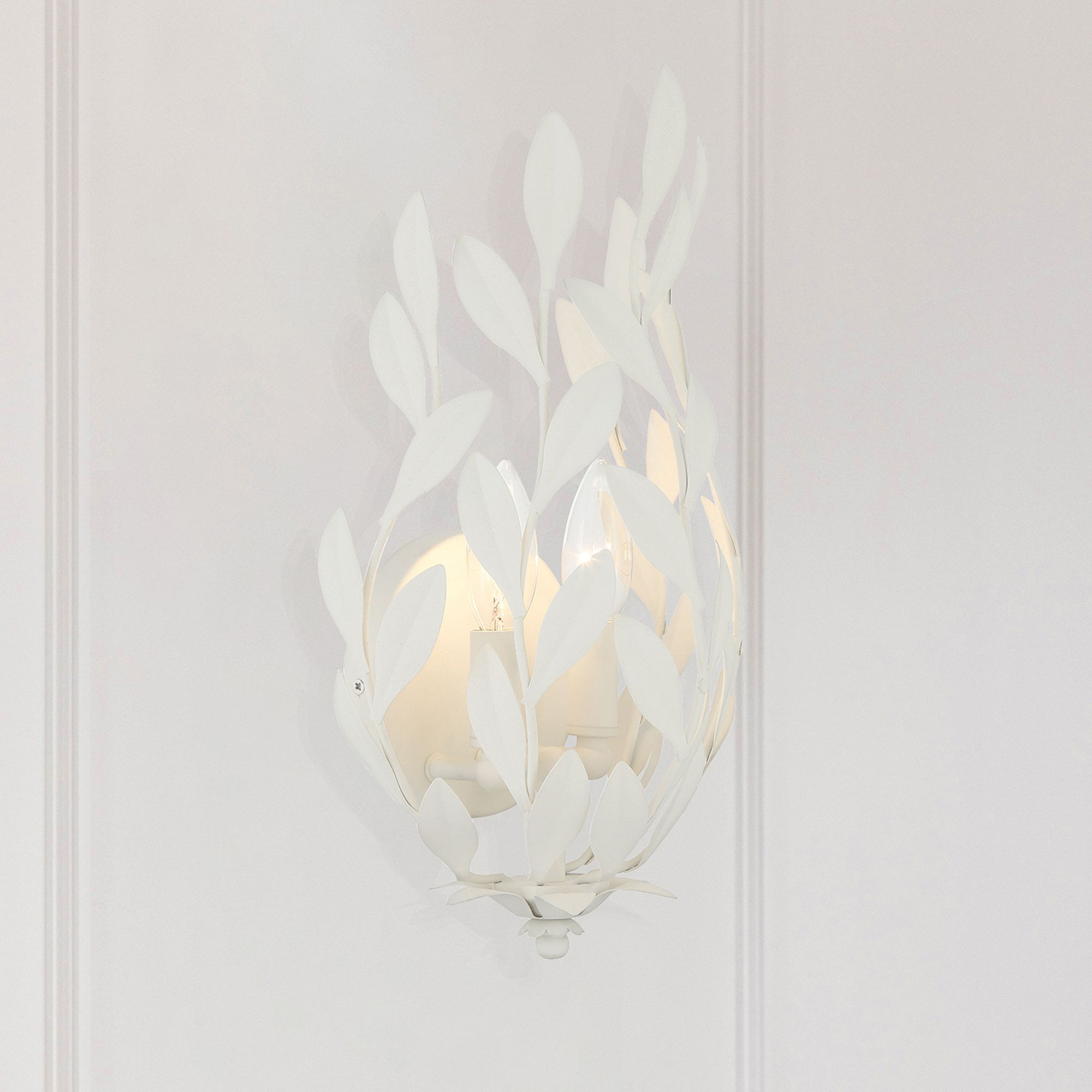 Crystorama Broche White Collection