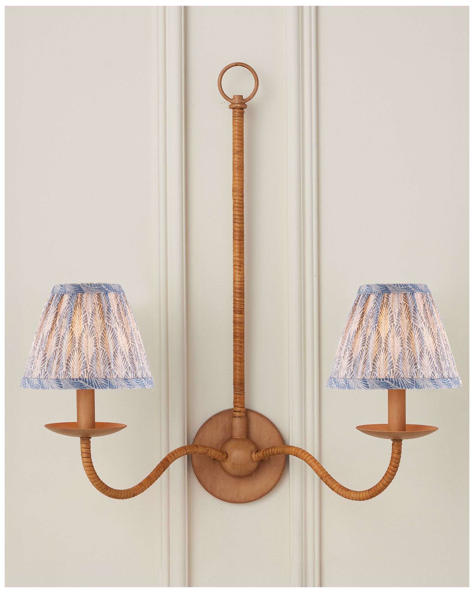 Image 4 Currey & Company 3" x 6" x 5" Plume Mari more views