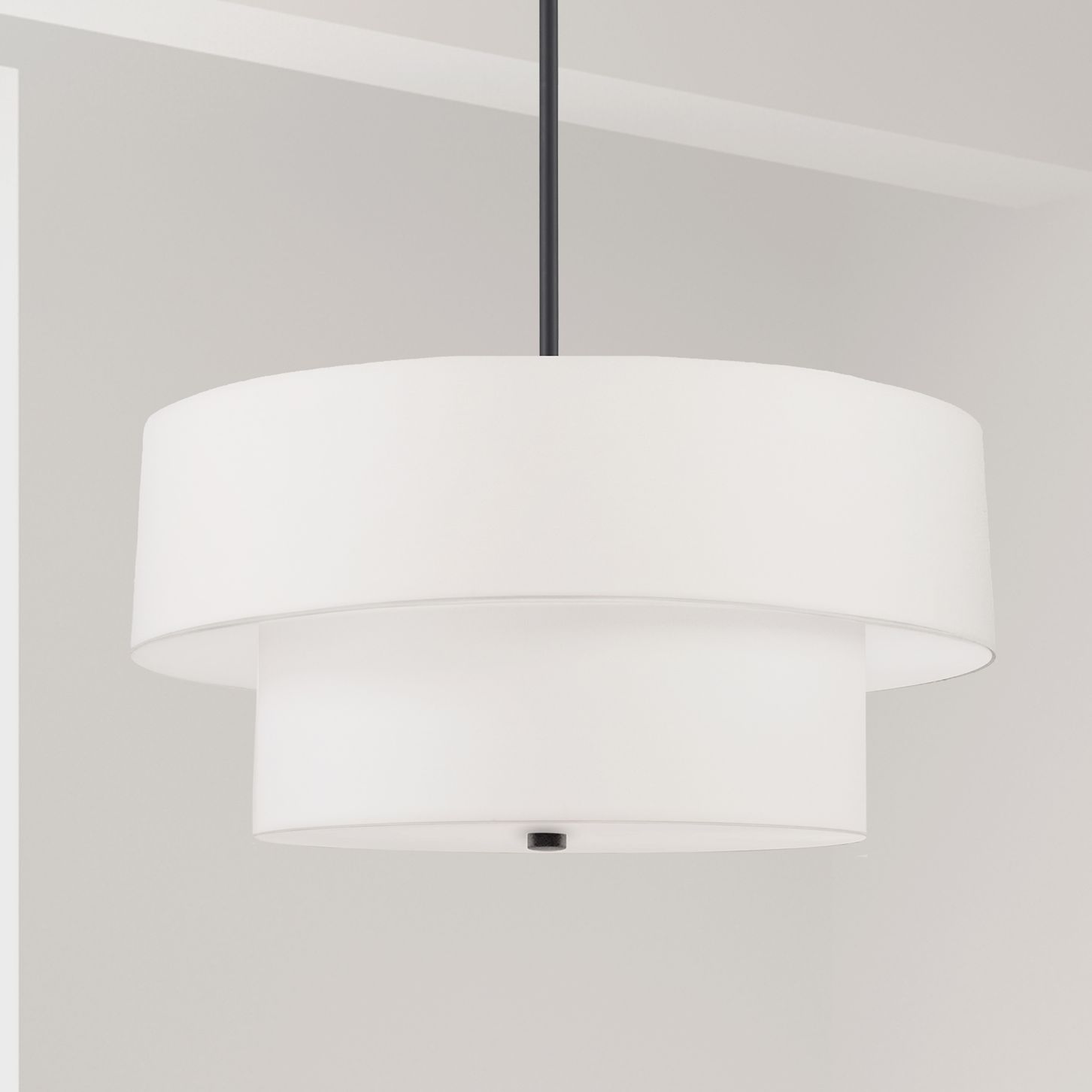 Dainolite Everly Black Collection