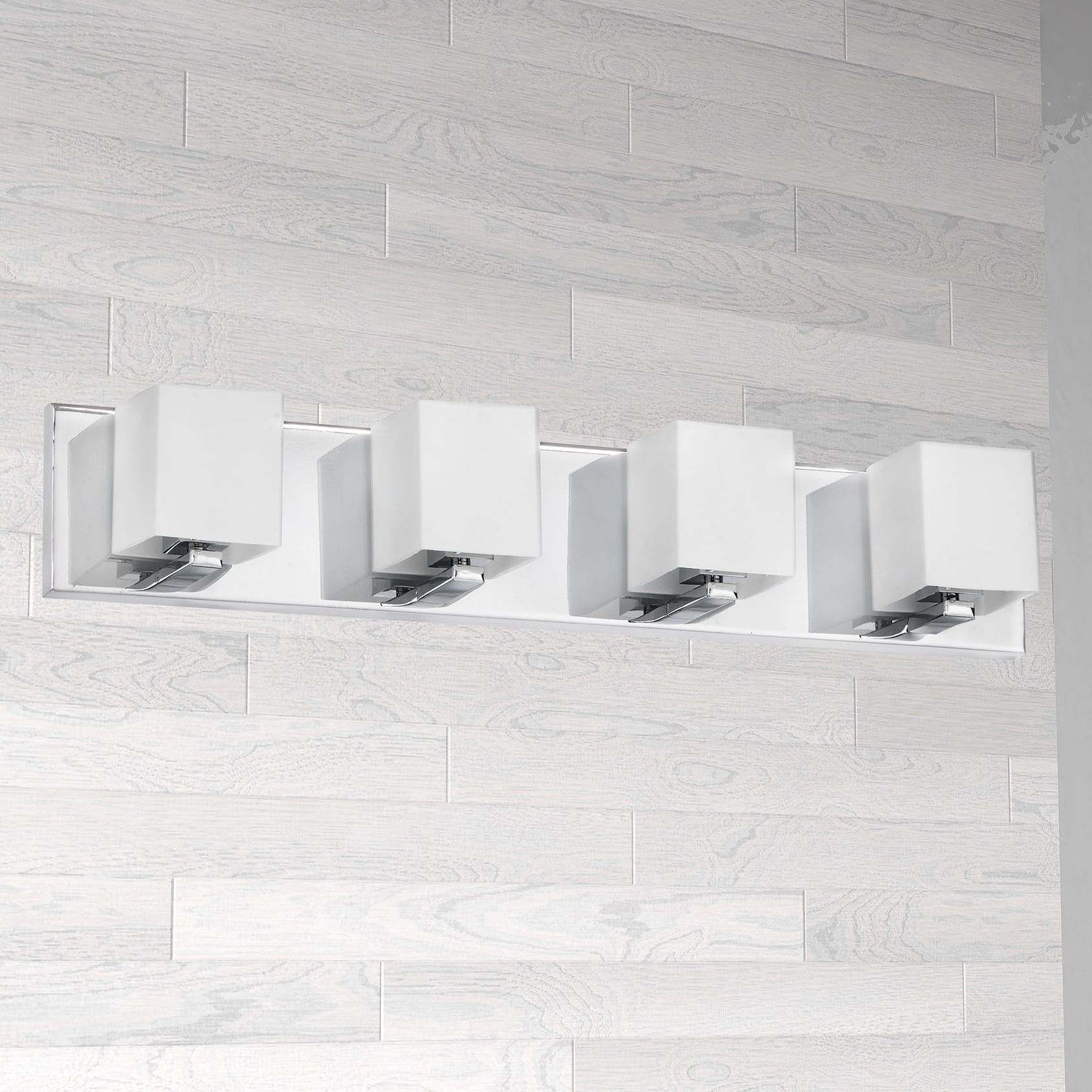 Dainolite Verona Chrome Collection