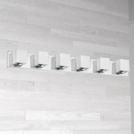Dainolite Verona Chrome Collection