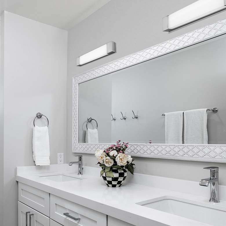 Image 5 Darcy 5"H x 24"W 1-Light Linear Bath Bar in Brushed Nickel more views