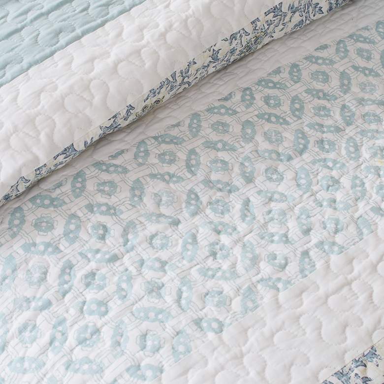 Image 3 Dawn Aqua Paisley Print Full/Queen 6-Piece Coverlet Set more views