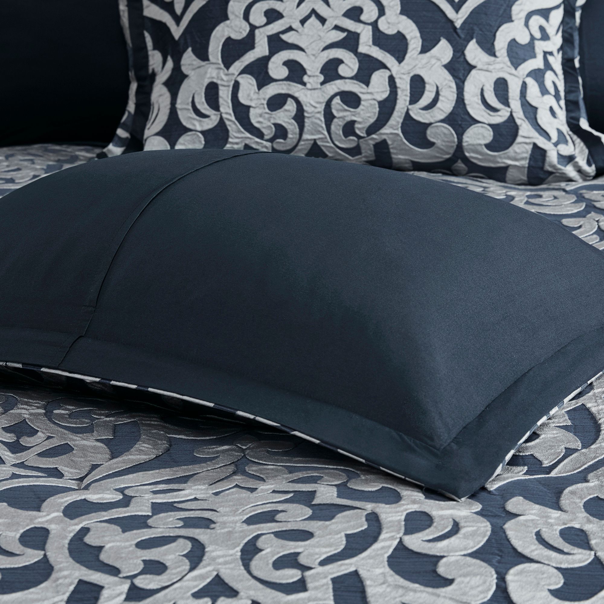 Dillon Navy Medallion 8-Piece Cal King Comforter Bed Set
