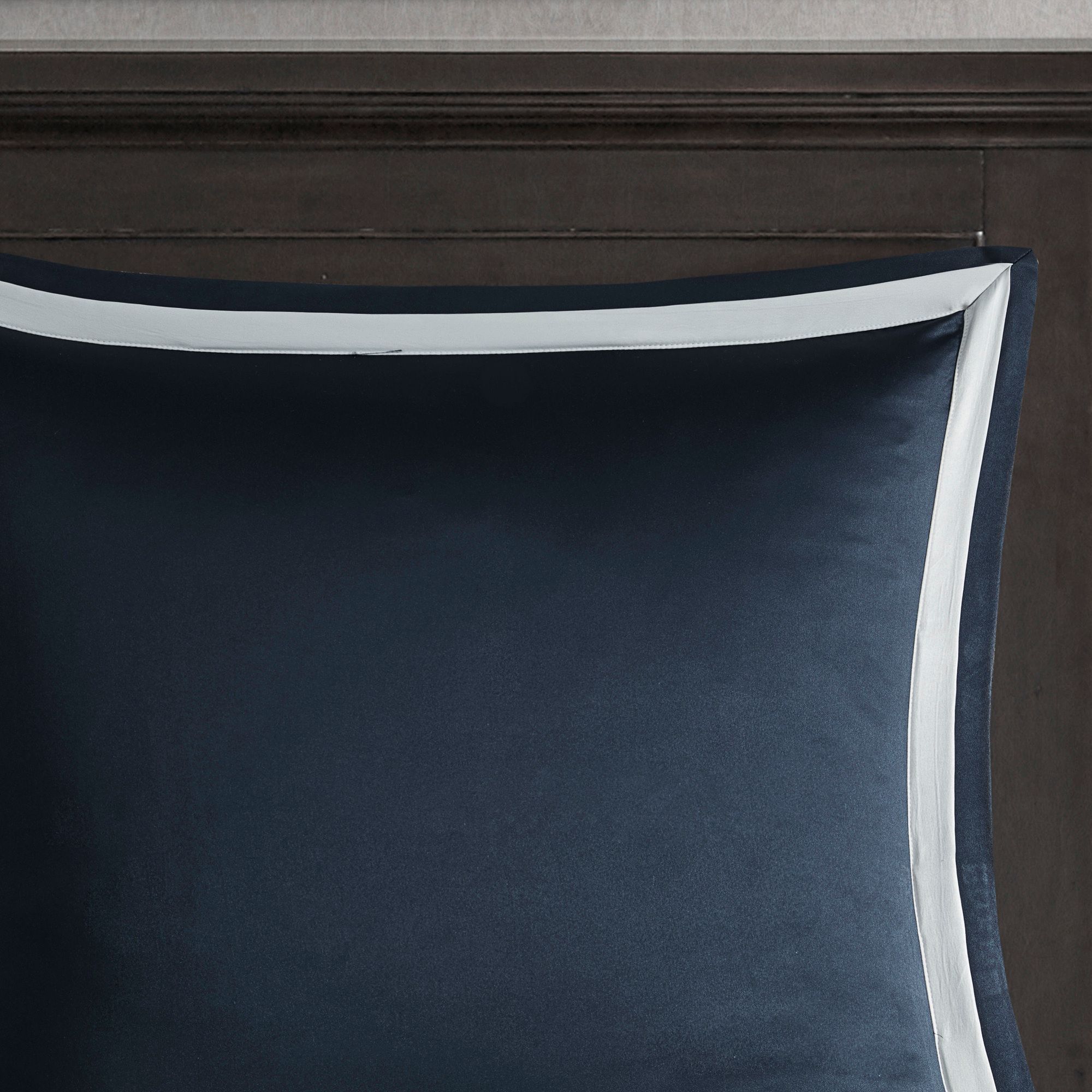 Dillon Navy Medallion 8-Piece King Comforter Bed Set