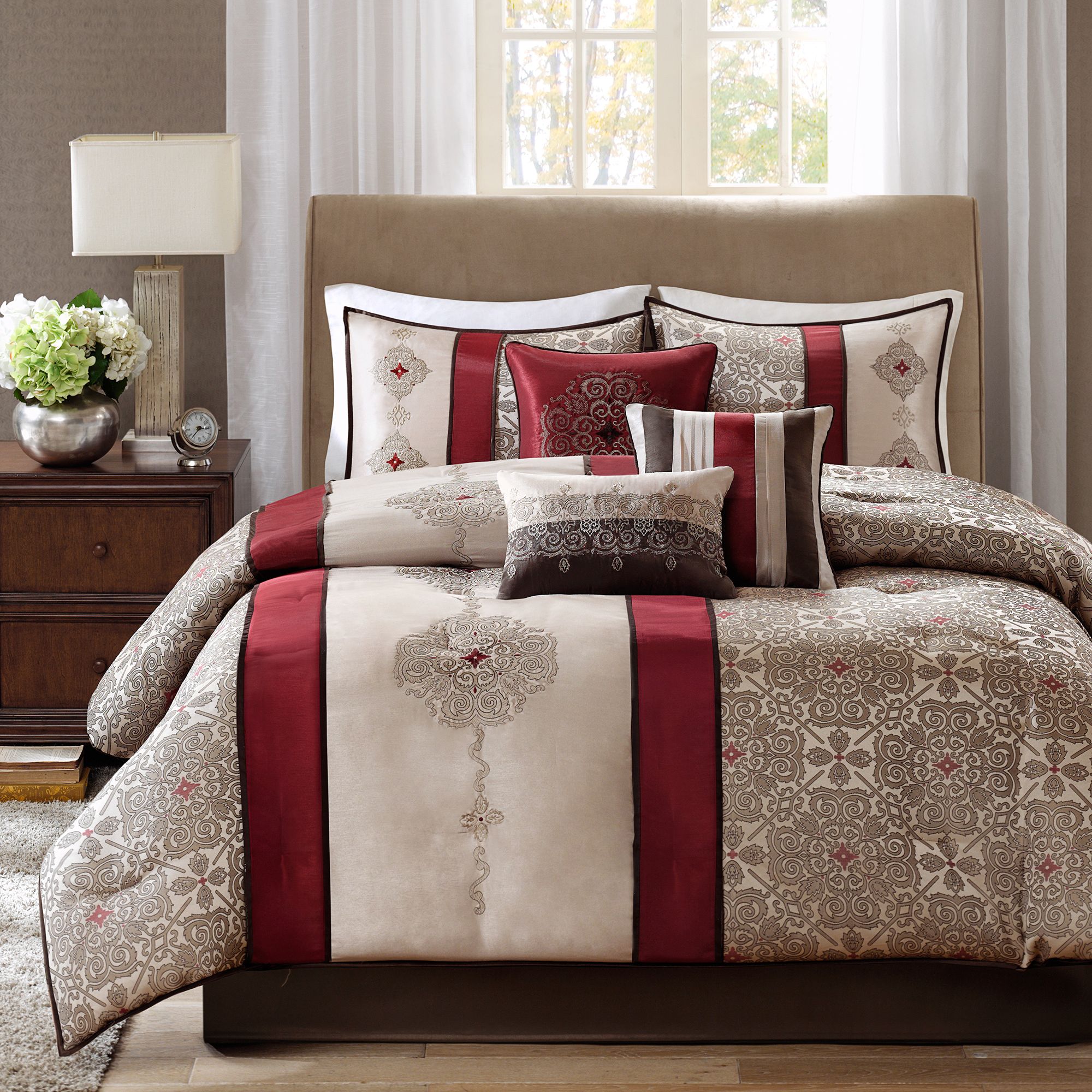 Red queen store bed set