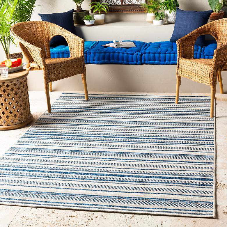 Image 1 Eagean EAG-2337 5&#39;3 inchx7&#39;7 inch Navy and White Outdoor Area Rug