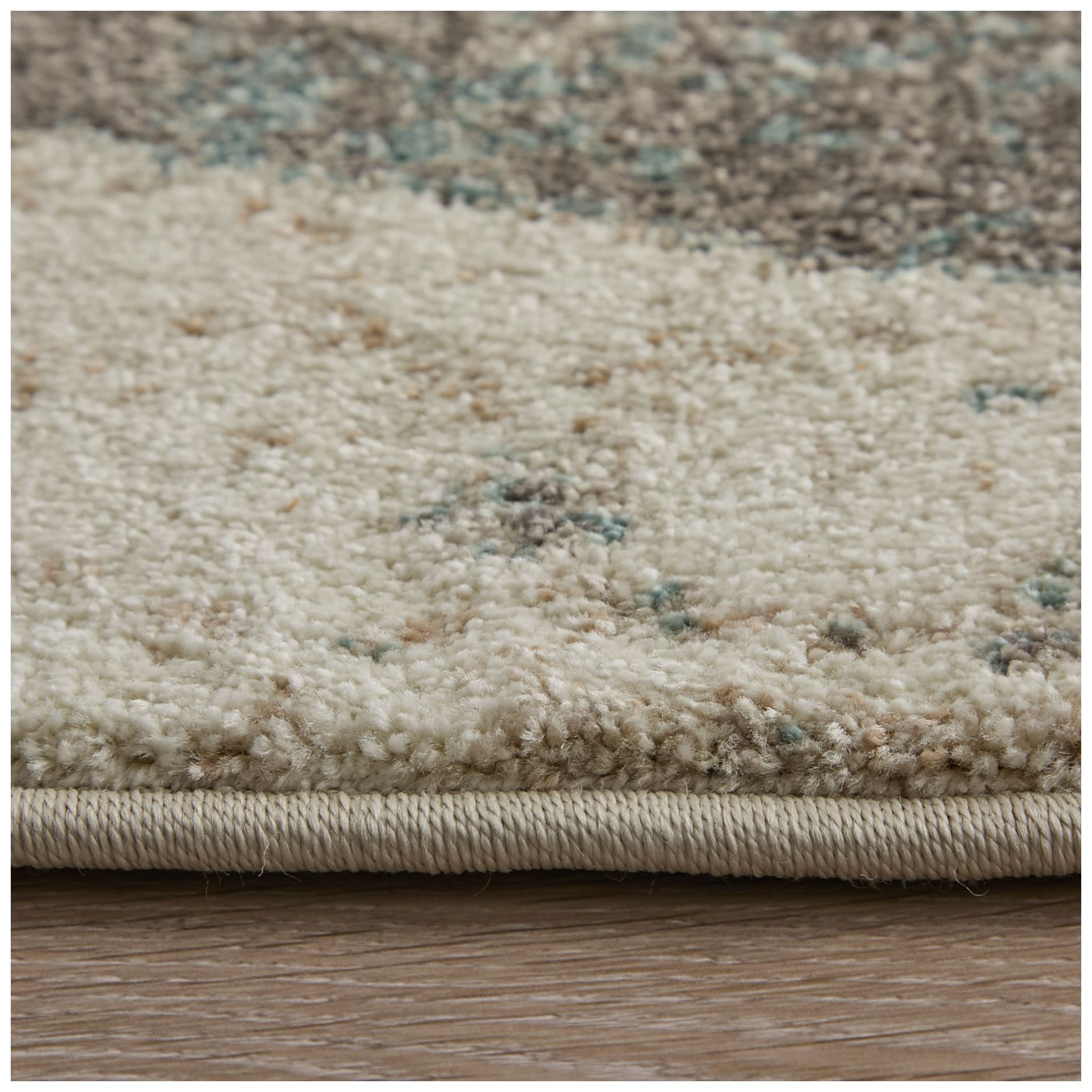 Eden Color Block Indoor Ivory Area Rug 39QVF 6'-4" x 9'-2"