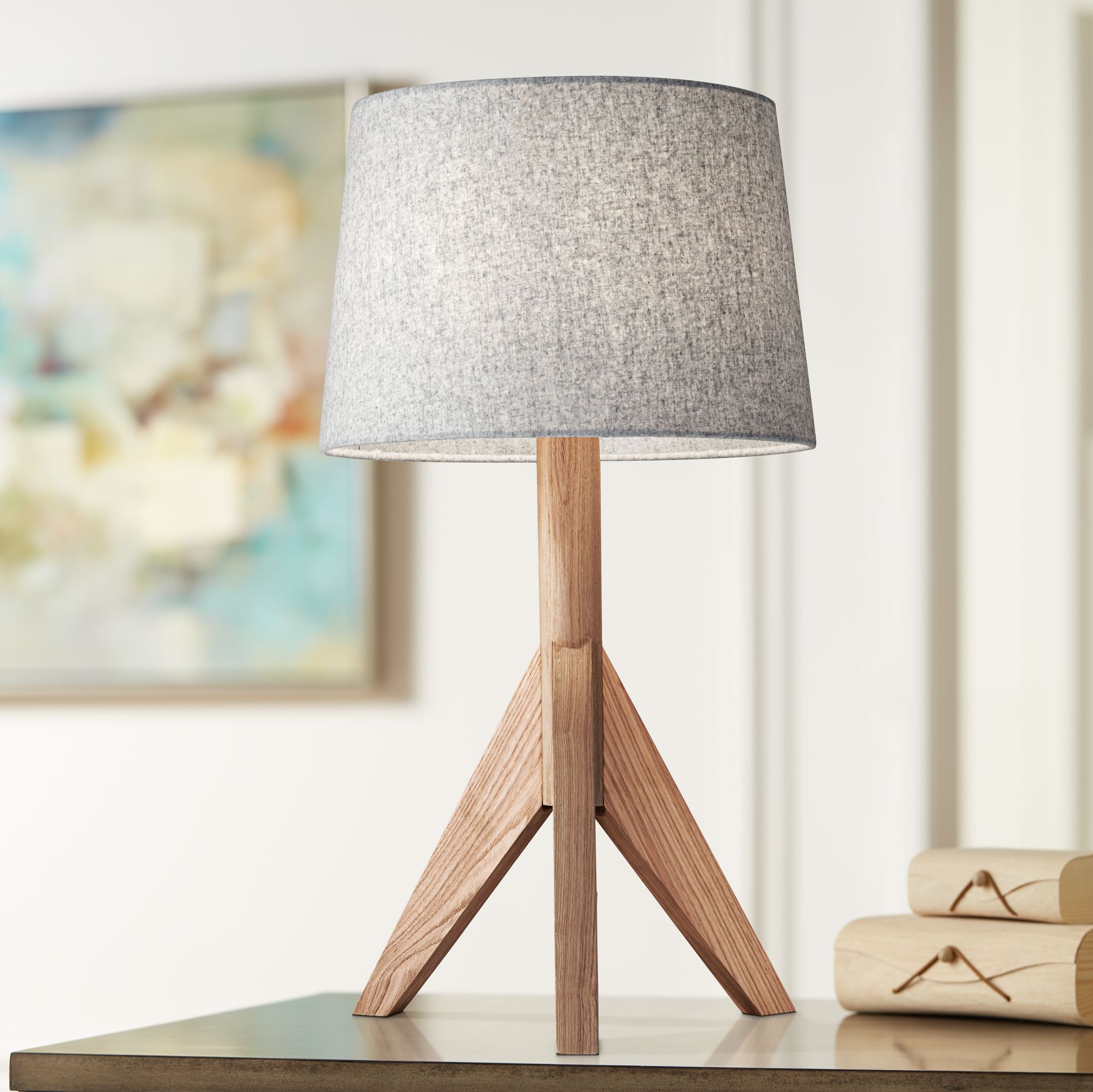 wooden tripod table lamp