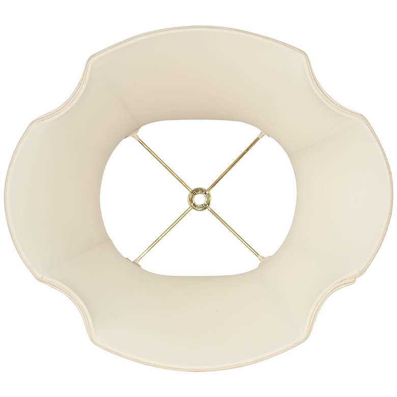 Image 2 Egg Shell French Oval Shade 7.5/9.75x14/16x12 (Spider) more views