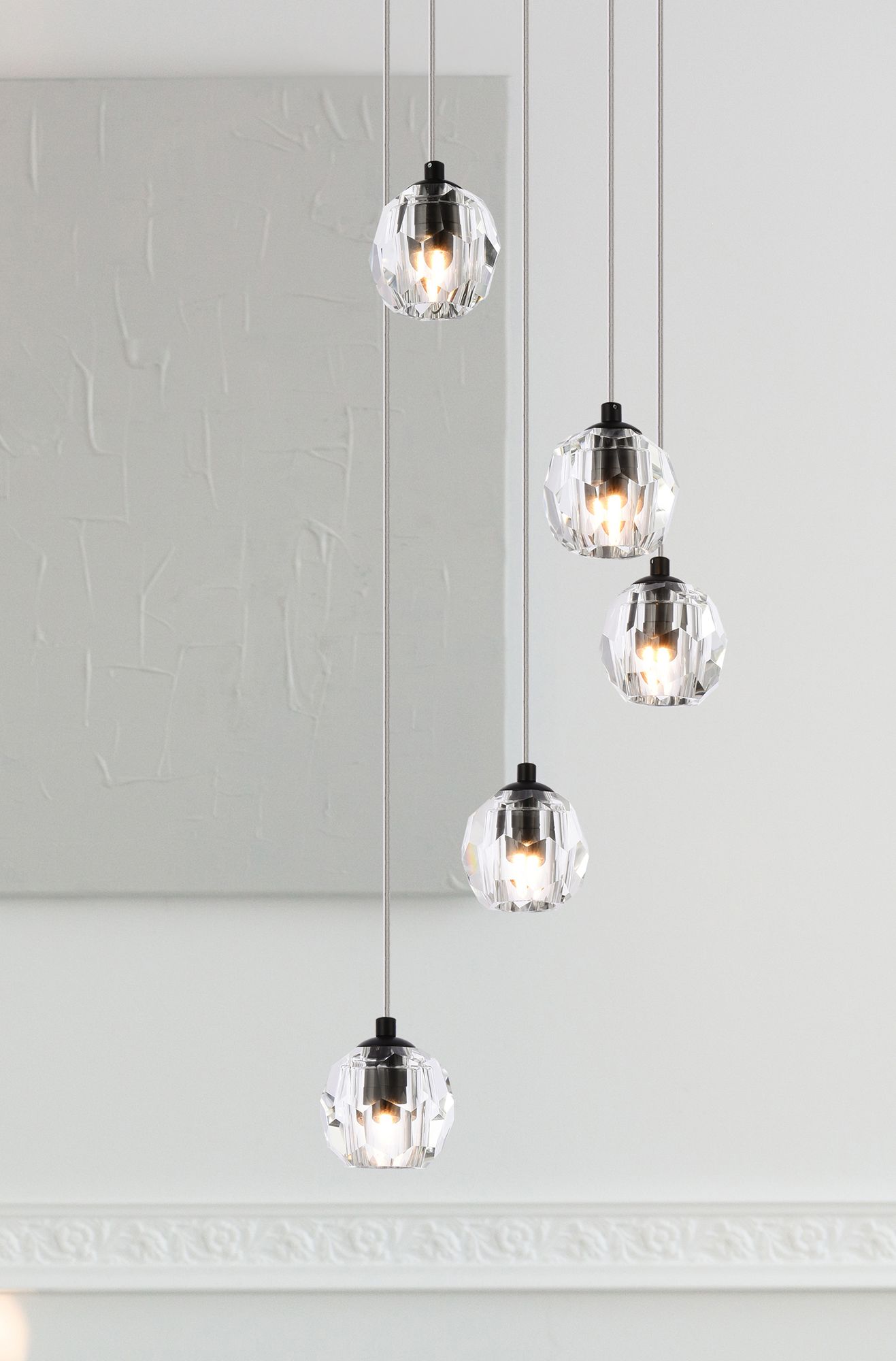 Elegant Eren Black Collection