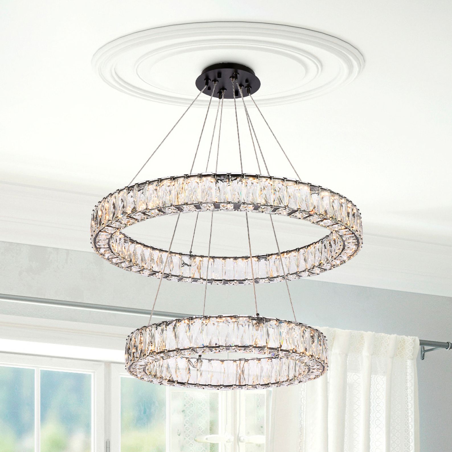 Elegant Monroe Black Collection