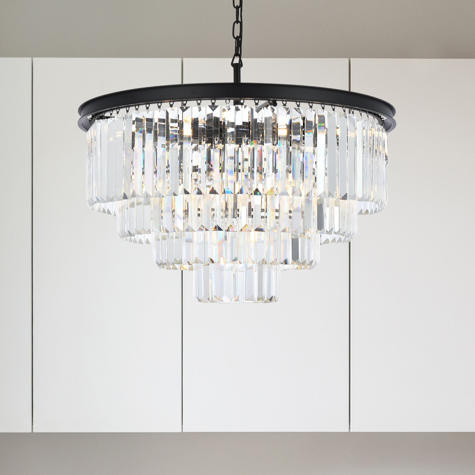 Elegant Sydney Black Collection