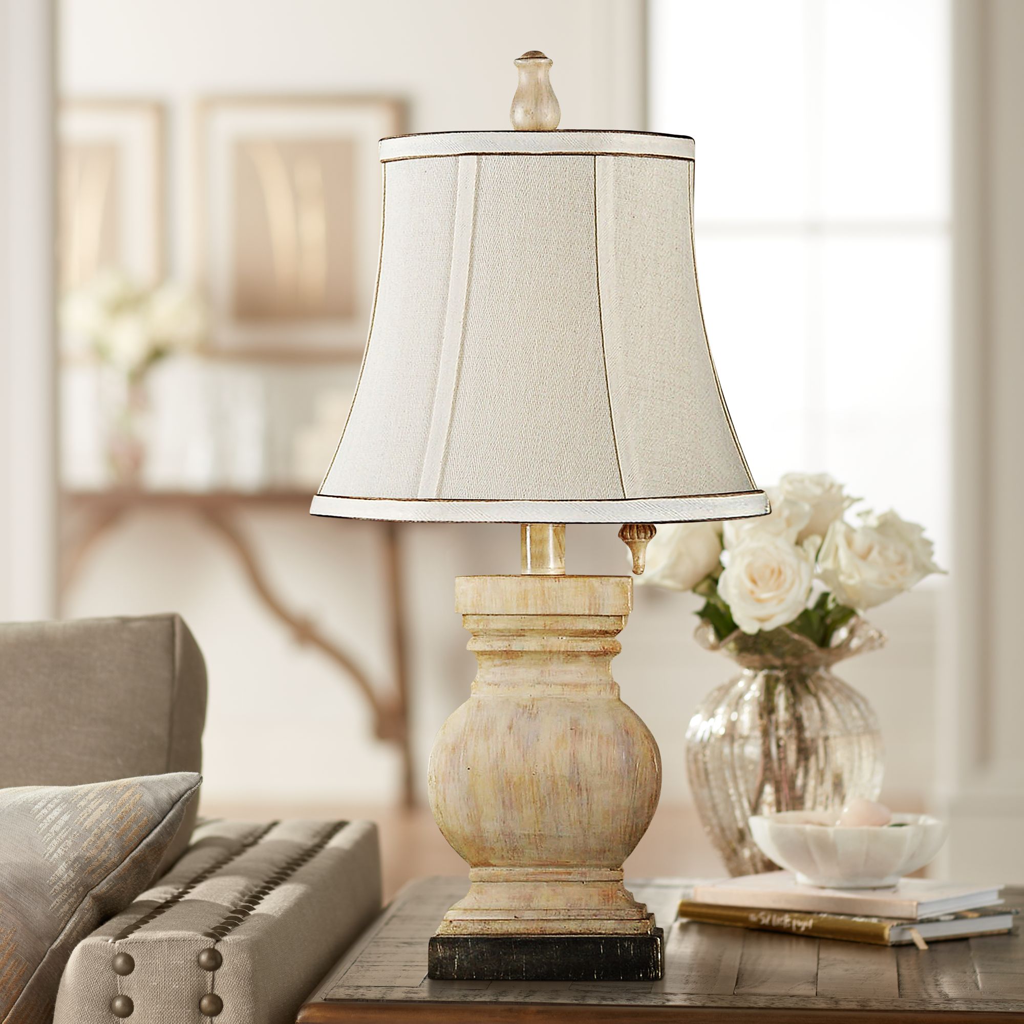 Small farmhouse table store lamp