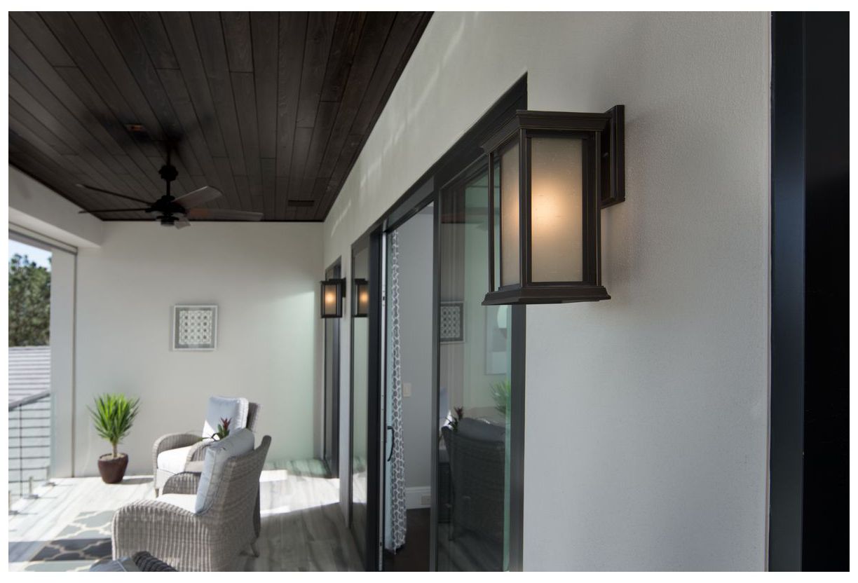 Endicott Collection One-Light Medium Wall Lantern