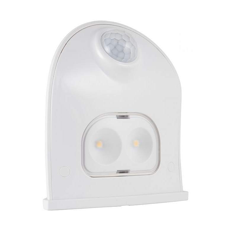 Image 1 Energizer White Battery Over-the-Door LED Security Light