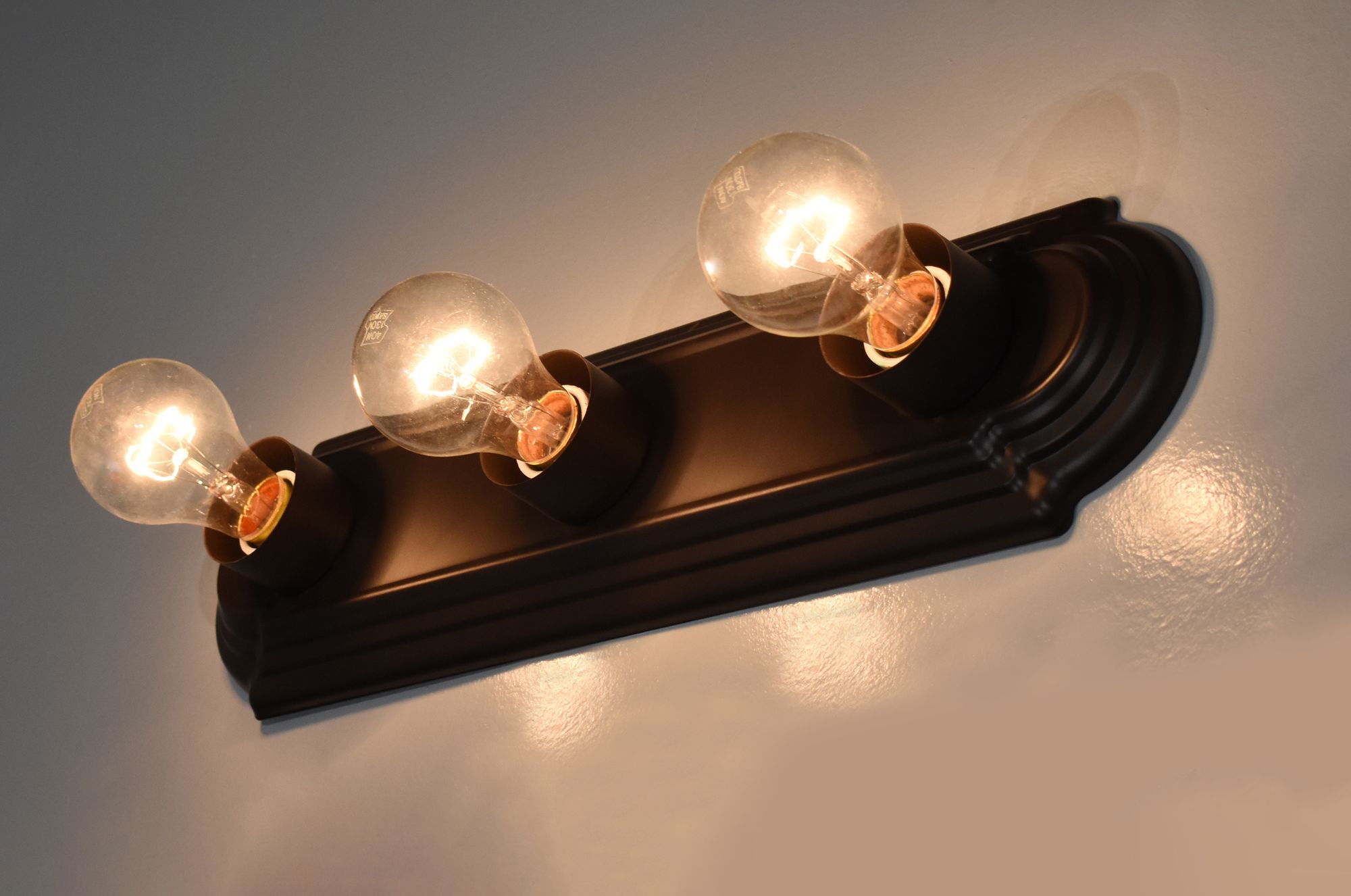 Image 4 Essentials 3-Light Racetrack Bath Vanity Light Oil Rubbed Bronze more views