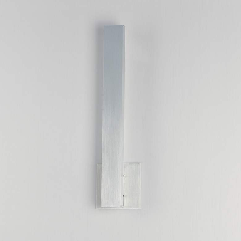 Image 4 ET2 Alumilux: Line 5CCT 18" Satin Aluminum LED Outdoor Wall Sconce more views