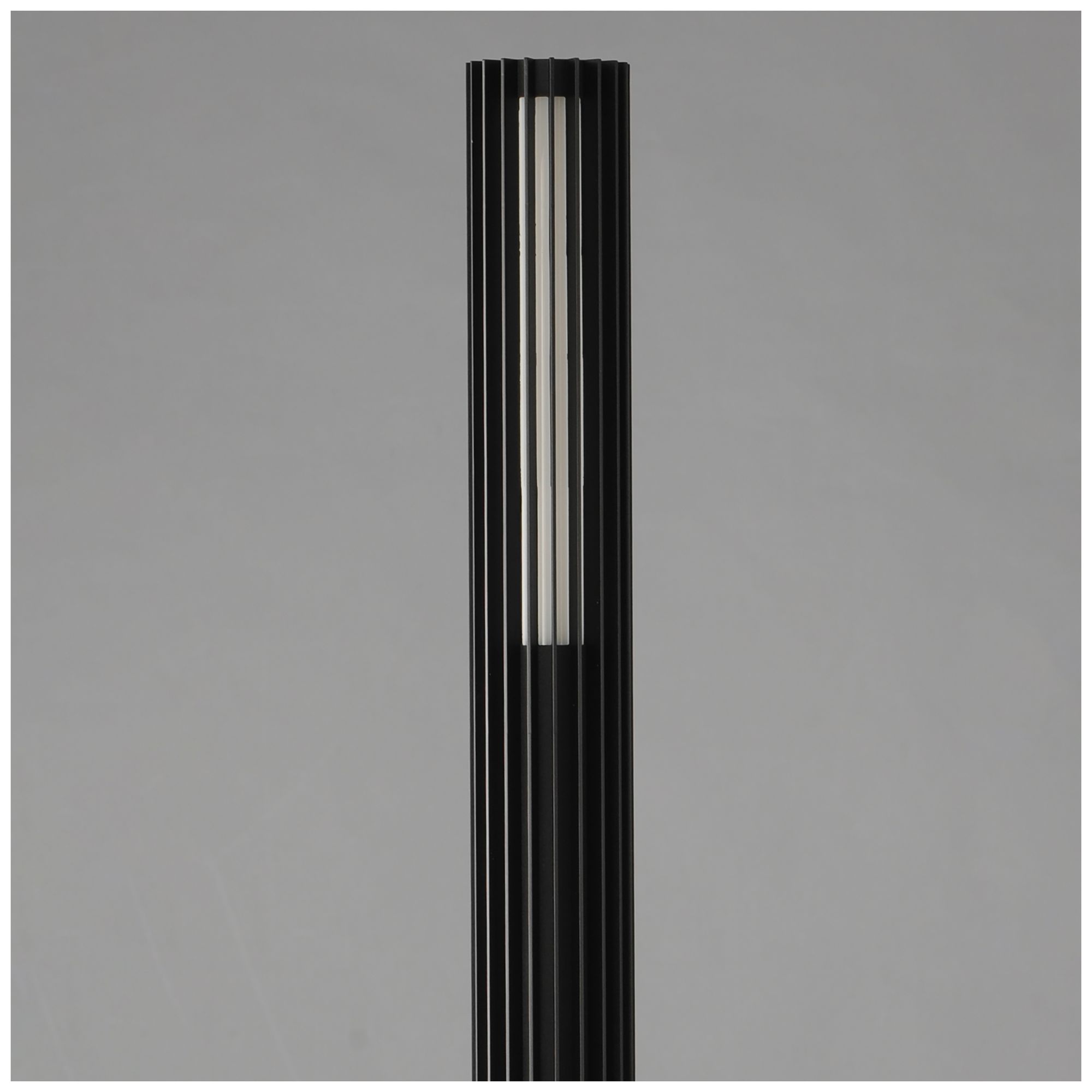 Image 3 ET2 Citadel 35 1/2" High Black 12-24V LED Garden Light more views