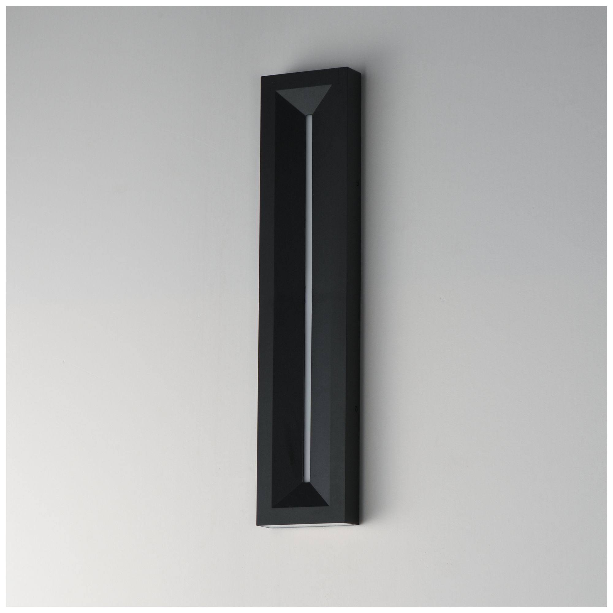 Image 4 ET2 Fosso 24" Black LED Outdoor Wall Sconce - 5cct more views