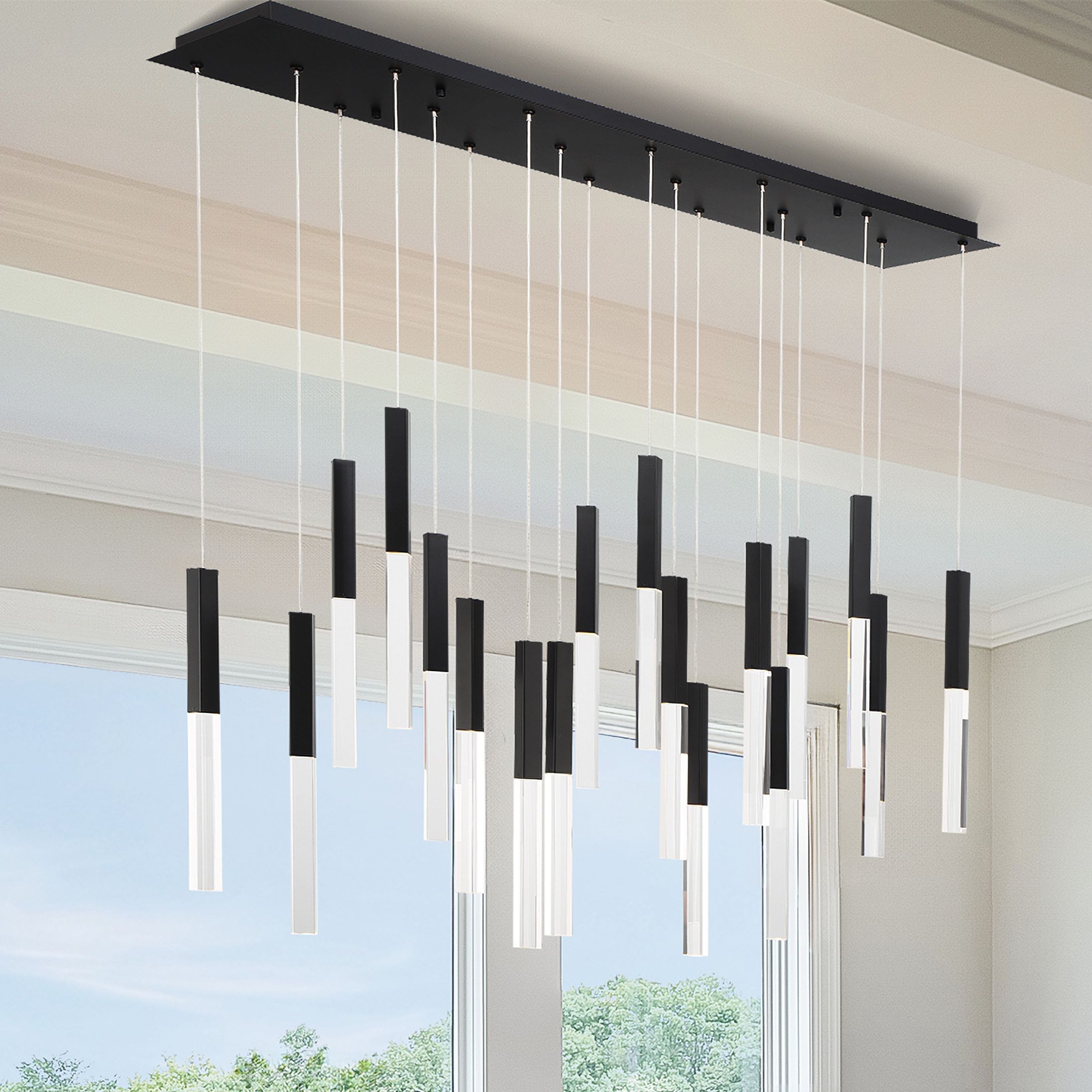 Eurofase Benicio 18 Light Chandelier in Black
