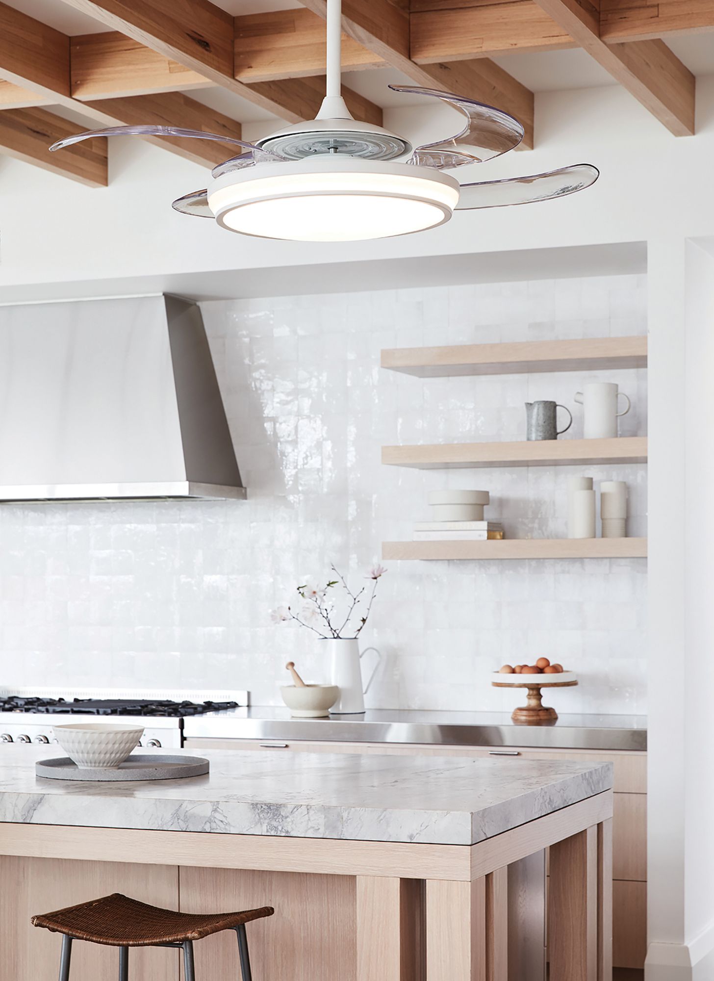 Image 2 Fanaway Evo1 48" White Retractable Blade Fan & Light more views