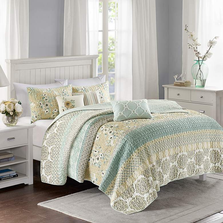 Image 2 Felicity Green Yellow 6-Piece Full/Queen Coverlet Set