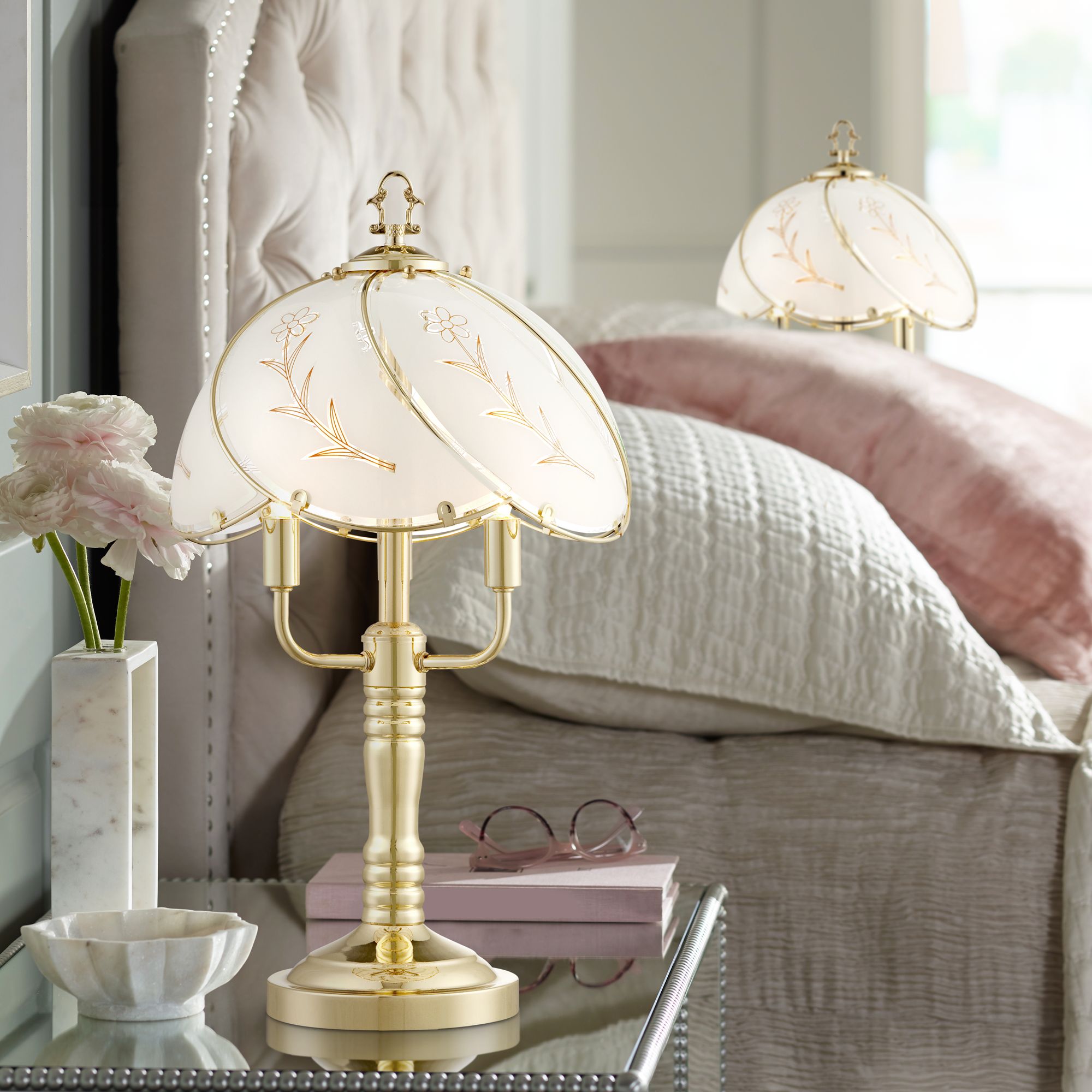 light shade and lamp set