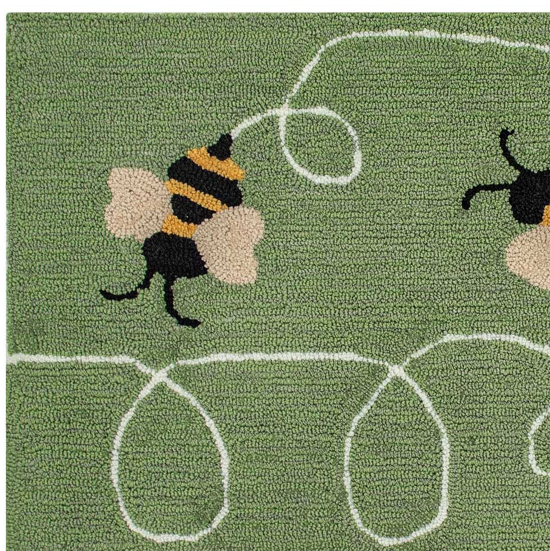 Thumbnail3 of Frontporch Buzzy Bees 443706 24"x36" Green Outdoor Area Rug more views