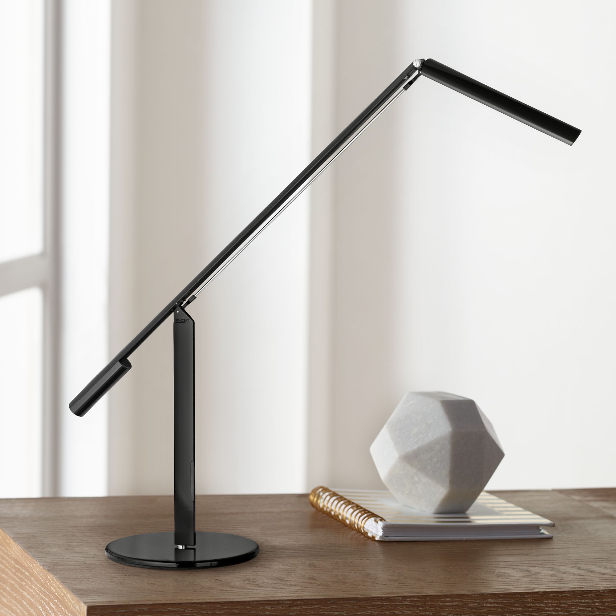 Equo led sale task table lamp