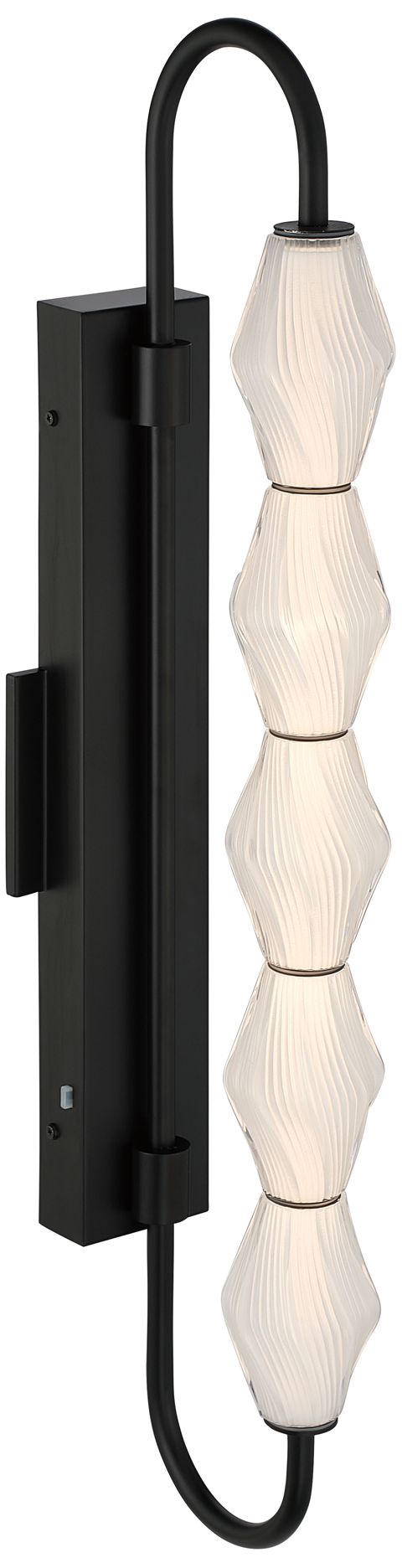 Geode LED 32in Outdoor Wall in Matte Black w Fluted Striped Glass