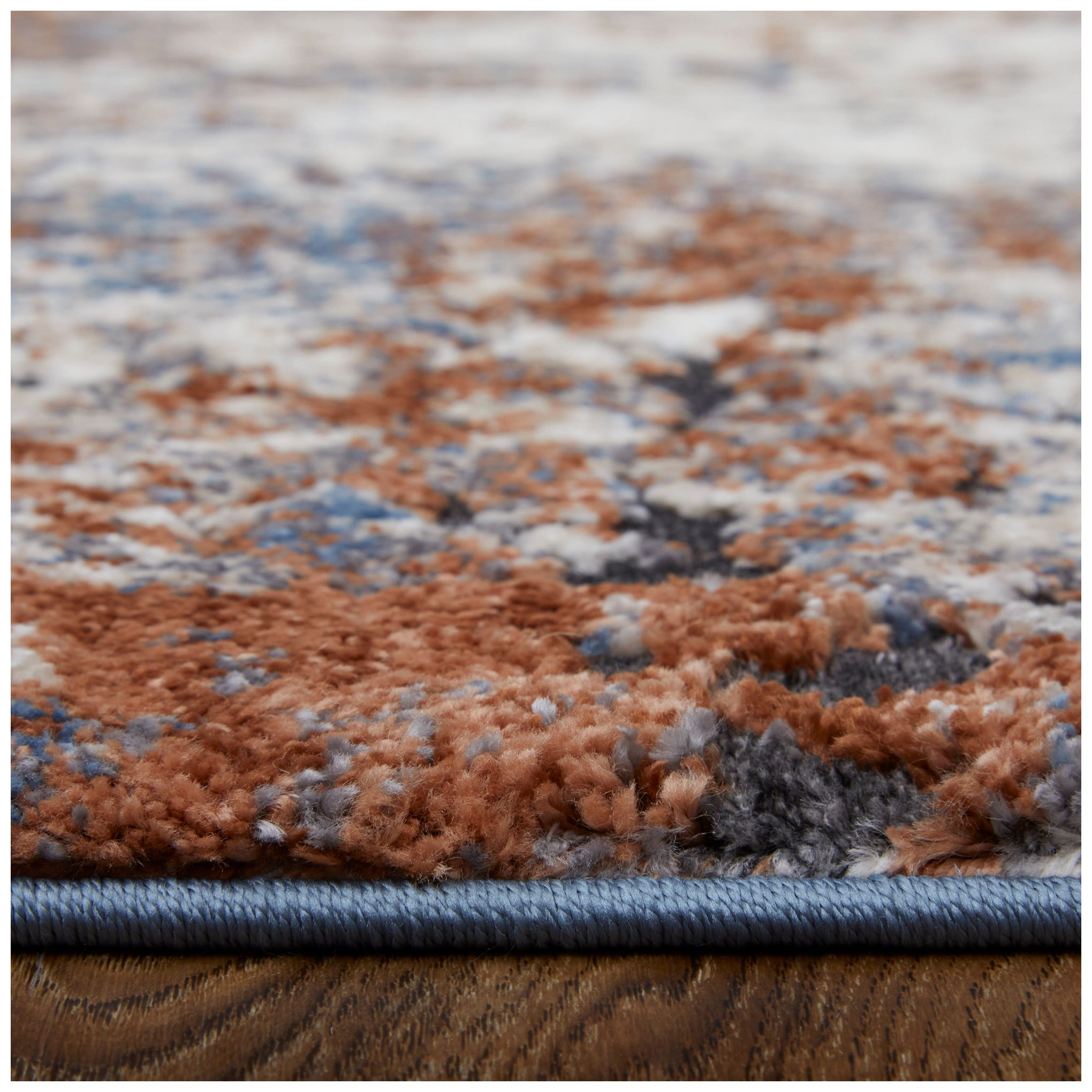 Gilmore Distressed Indoor Ivory Area Rug 39MNF 2'-6" x 8'
