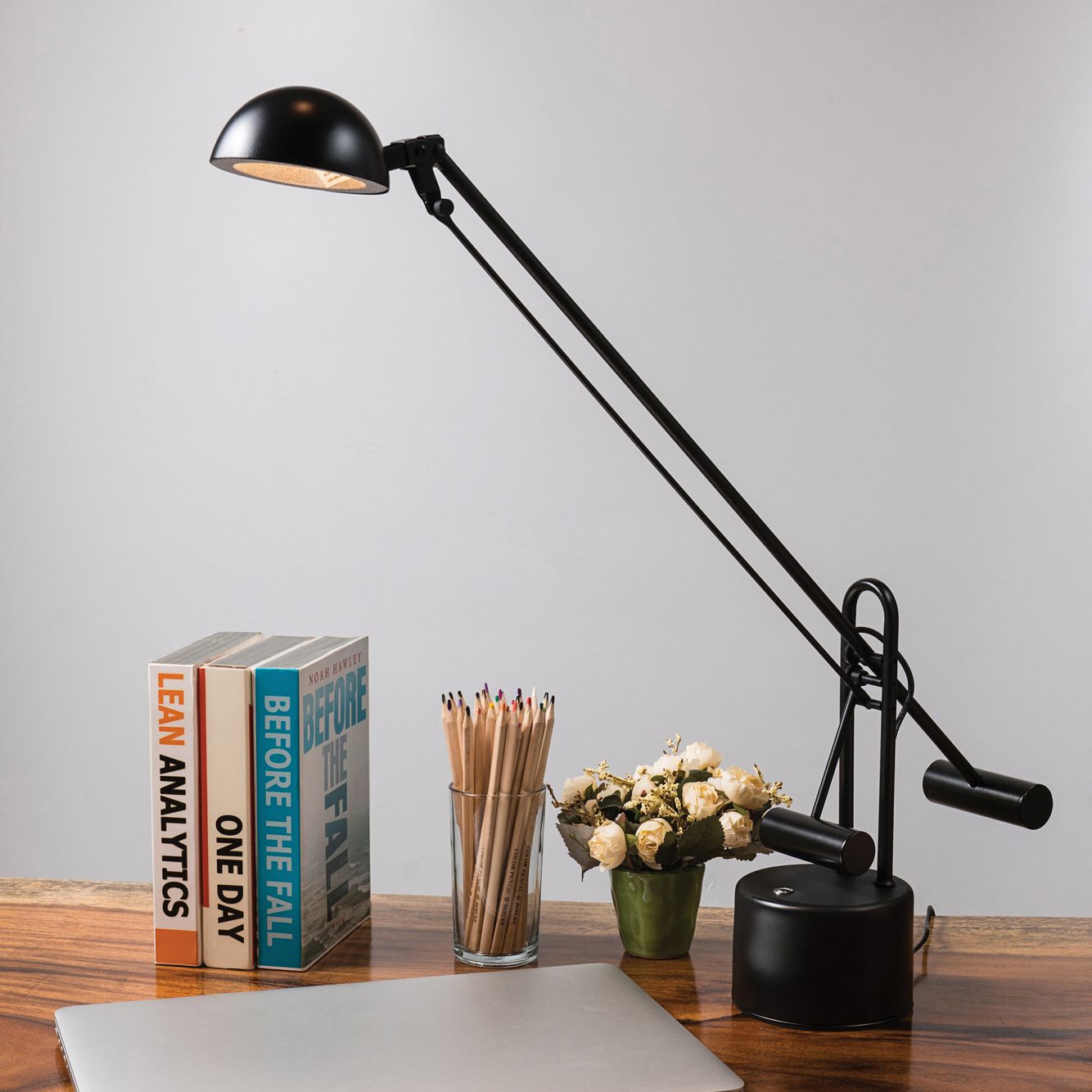 halotech desk lamp