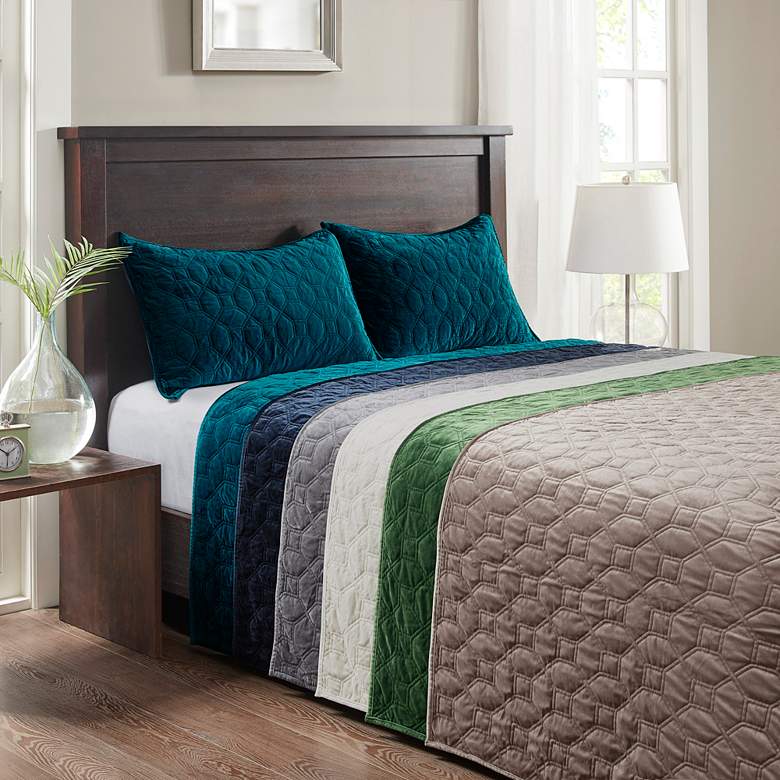 Image 3 Harper Teal Solid Full/Queen 3-Piece Coverlet Set more views