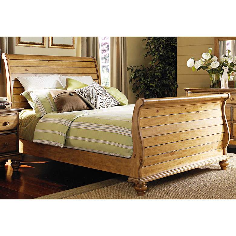 Image 1 Hillsdale Hamptons Weathered Pine Queen Sleigh Bed